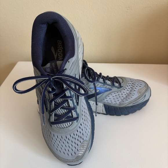 Brooks Beast 18 Road-Running Shoes Men's Size 9M Gray/Blue - Preowned - Picture 2 of 11
